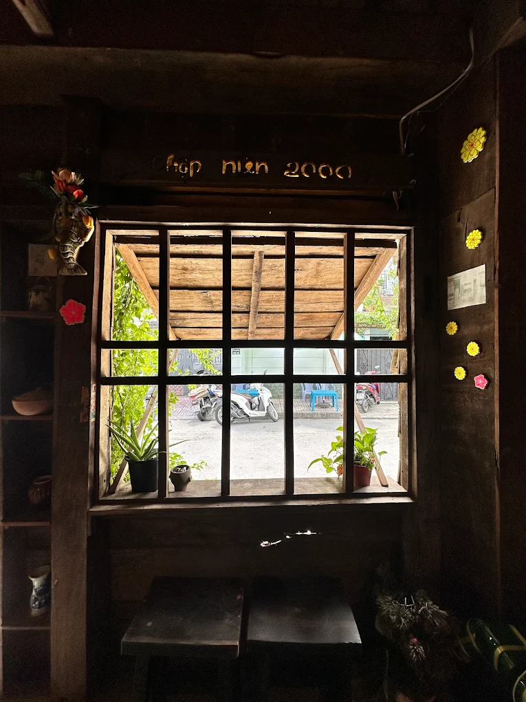 Tiệm cà phê Thập niên 2000 photo 5